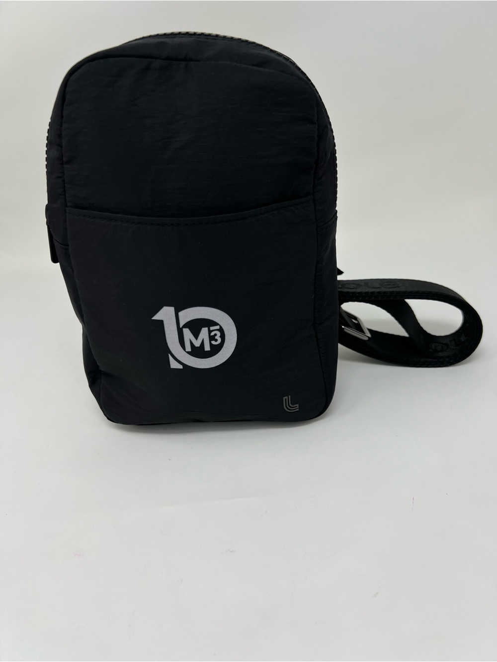 Lolë Small Crossbody Bag Black Crossbody Sling Bag